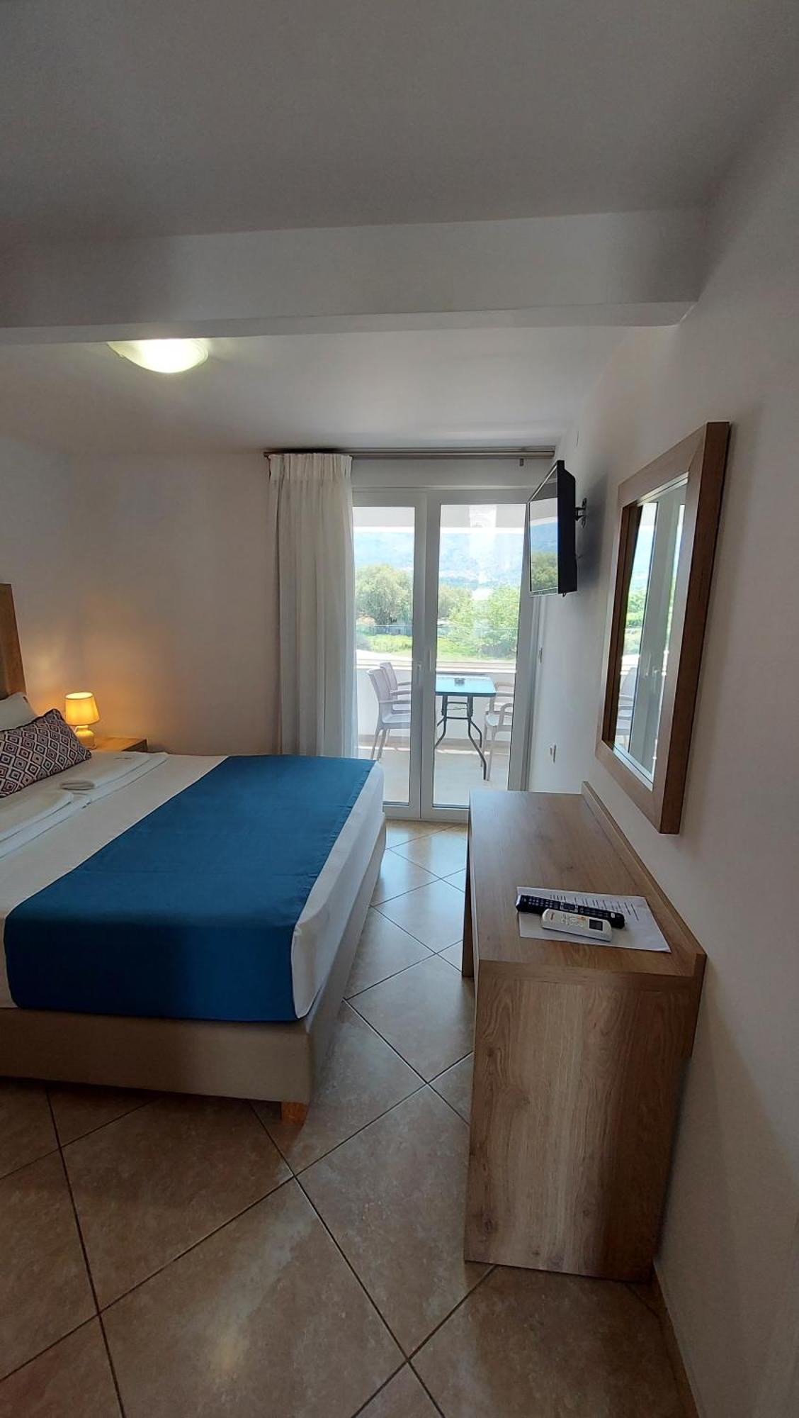 Argiri Apartments & Suites Георгиуполис Экстерьер фото